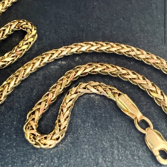 Like New! 10K Gold Wheat/ Franco Chain Necklace About 20 inches Long Yellow Gold - Picture 11 of 17